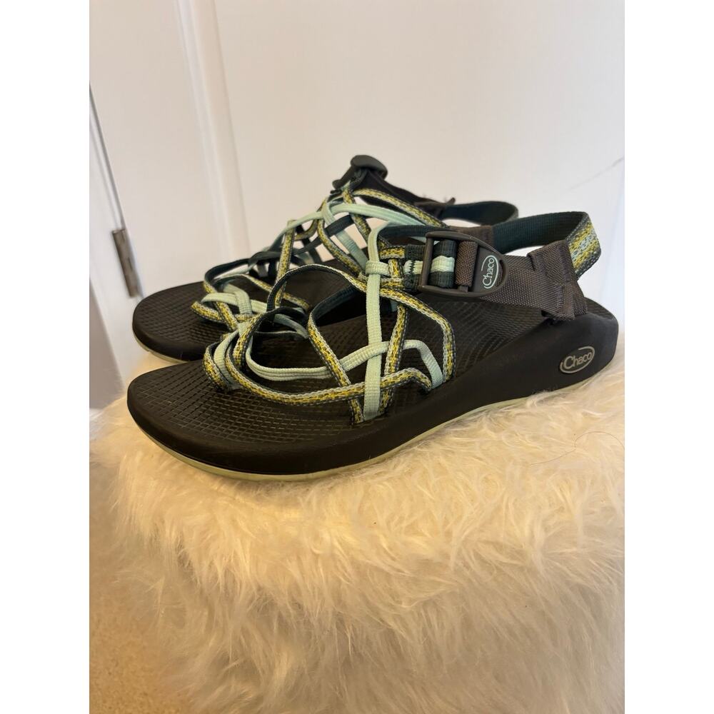 Chaco ZX/2 sandals size 9
